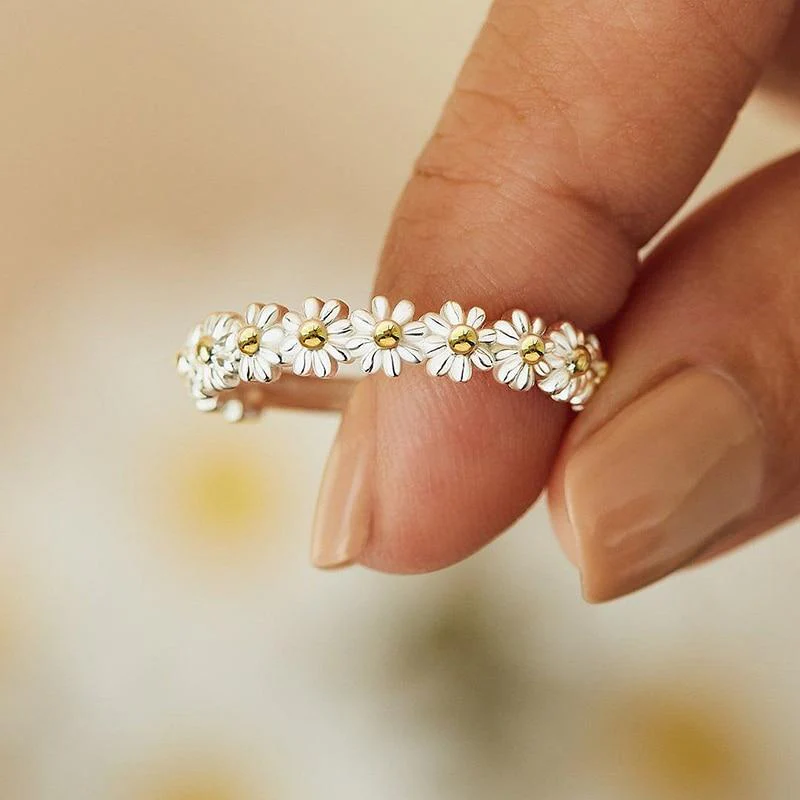 Adjustable Daisies Ring in Silver and Hand-Painted Enamel - Image 3