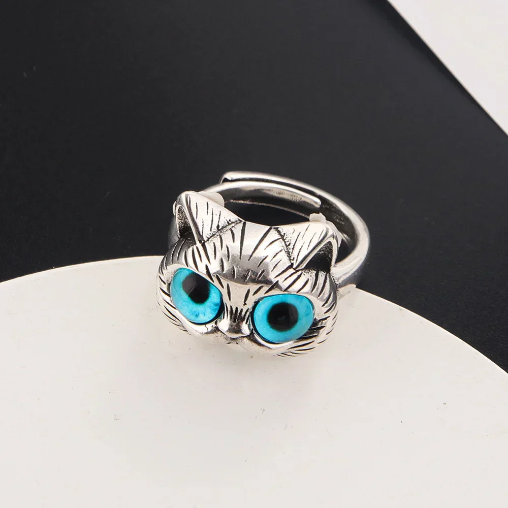 Blue-Eyed Cat Ring – Playful Vintage Silver Animal Ring for Cat Lovers - Image 4