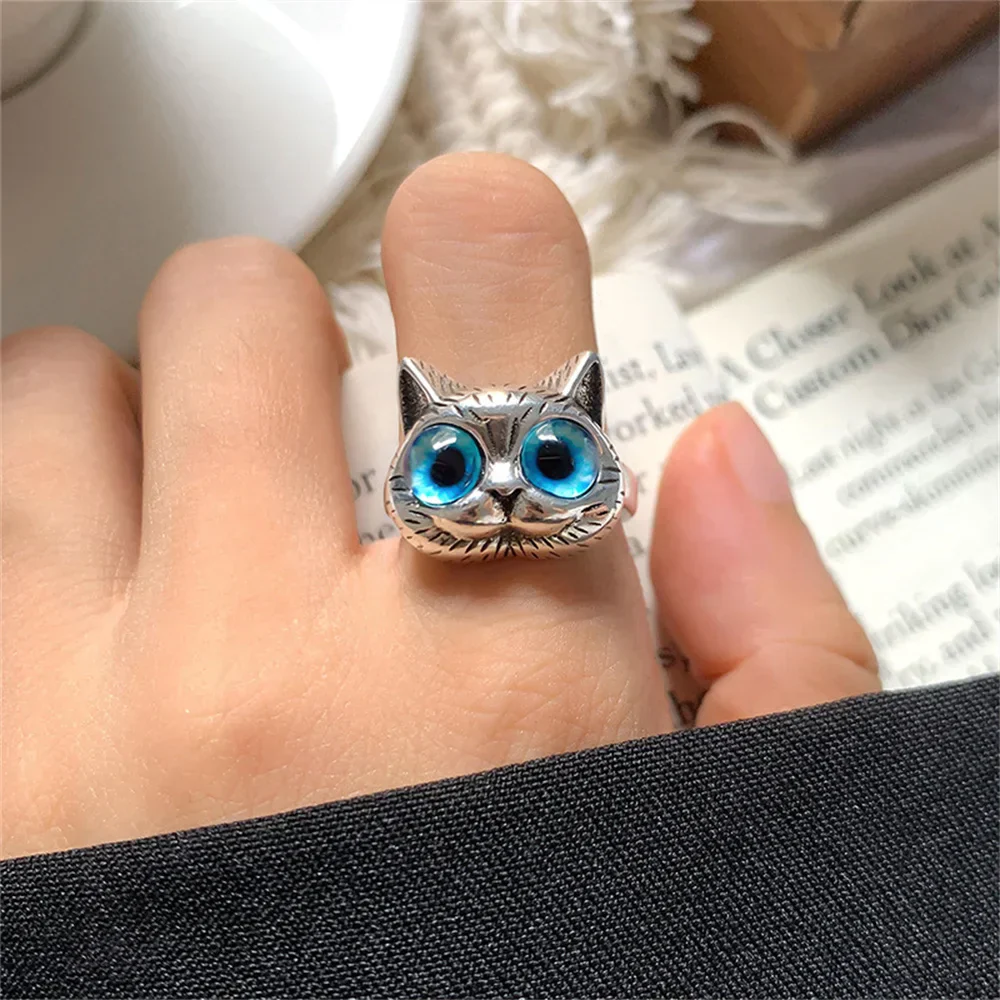 Blue-Eyed Cat Ring – Playful Vintage Silver Animal Ring for Cat Lovers - Image 5