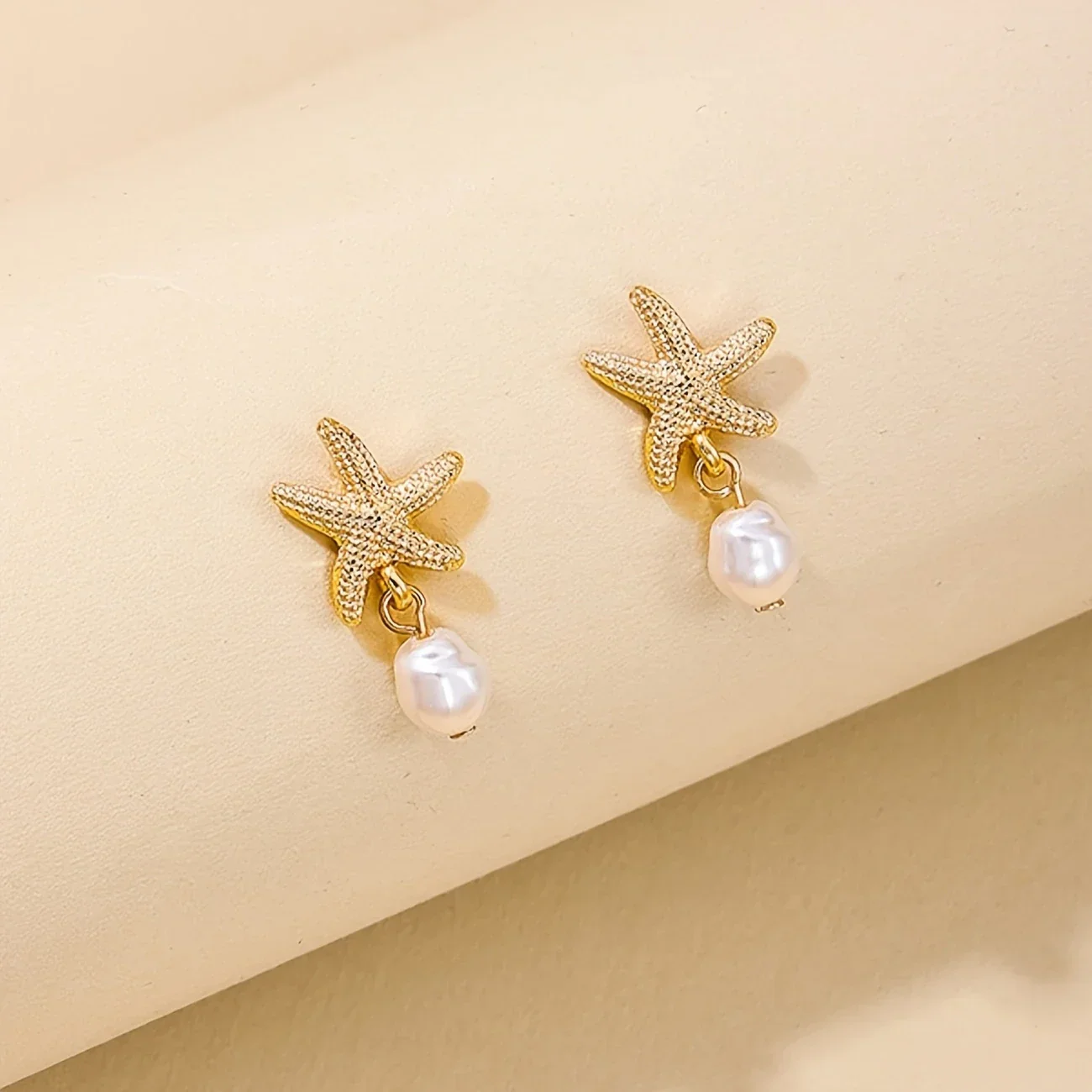 Elegant Starfish Earrings with Pearl Tassel - Image 2