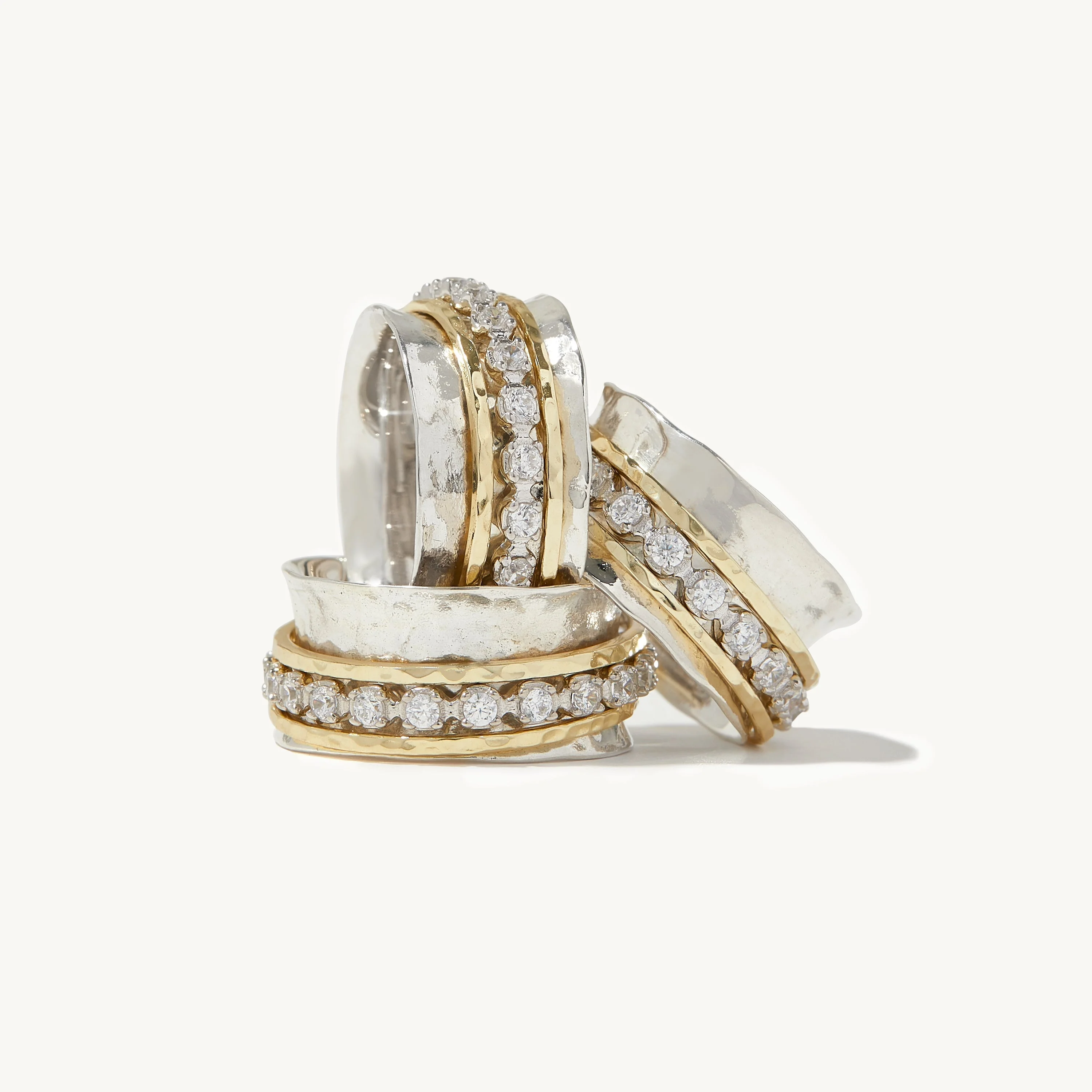 Olivia Spinner Ring - Image 3