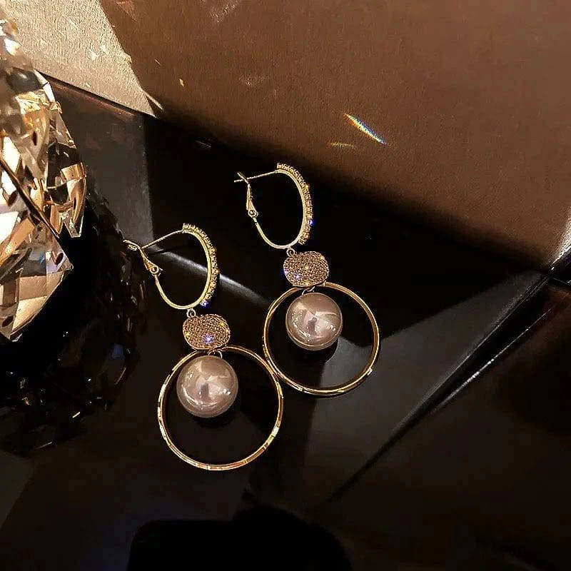 Paola Pearl Earrings - Image 4