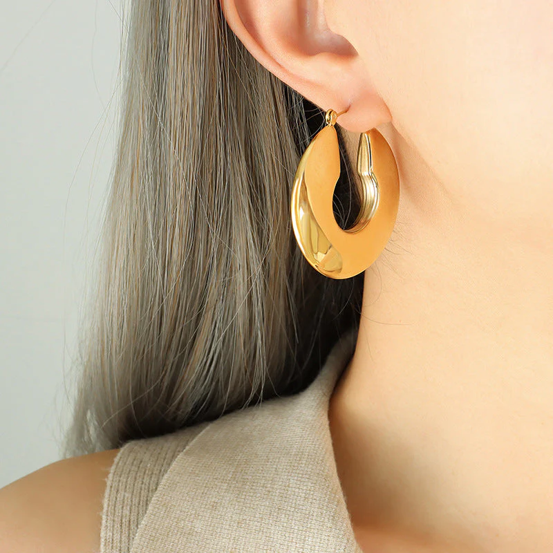 Sol Gold Hoop Earrings - Image 3