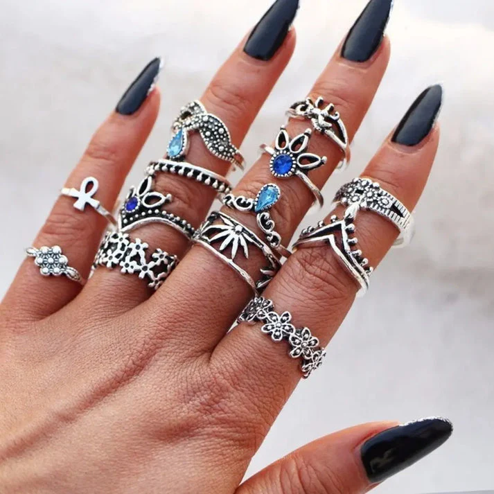 Unique Premium Pack of 8 to 12 Rings - Image 20