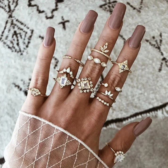Unique Premium Pack of 8 to 12 Rings - Image 4